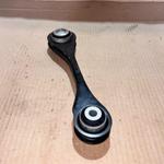 قم بتحميل الصورة إلى عارض الصور، BMW G20 G21 G22 G23 Guiding suspens. link w rubber mount lft LEFT 6878631 SET