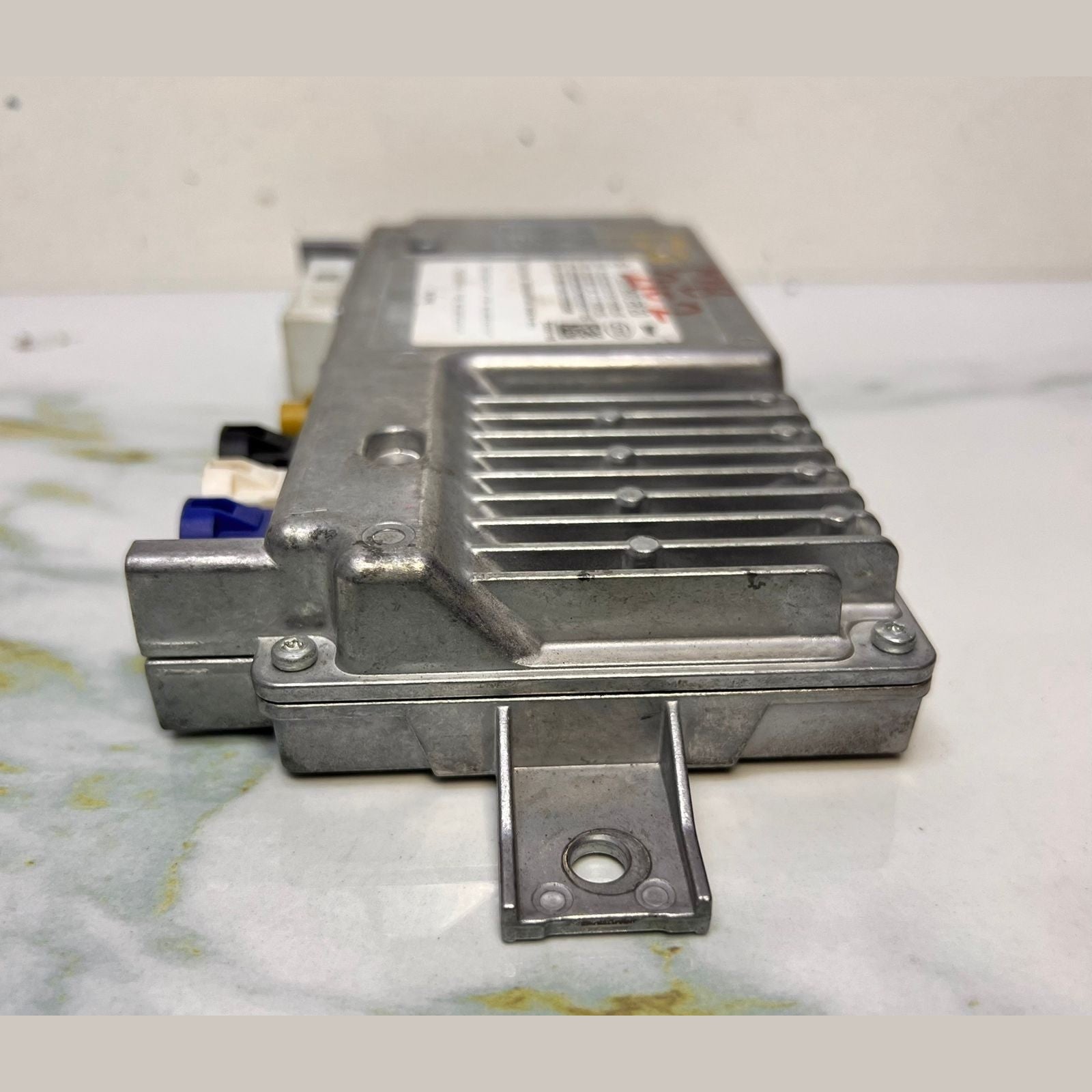 Mercedes-Benz Parking Aid Control Module A 000 900 28 20 GL350
