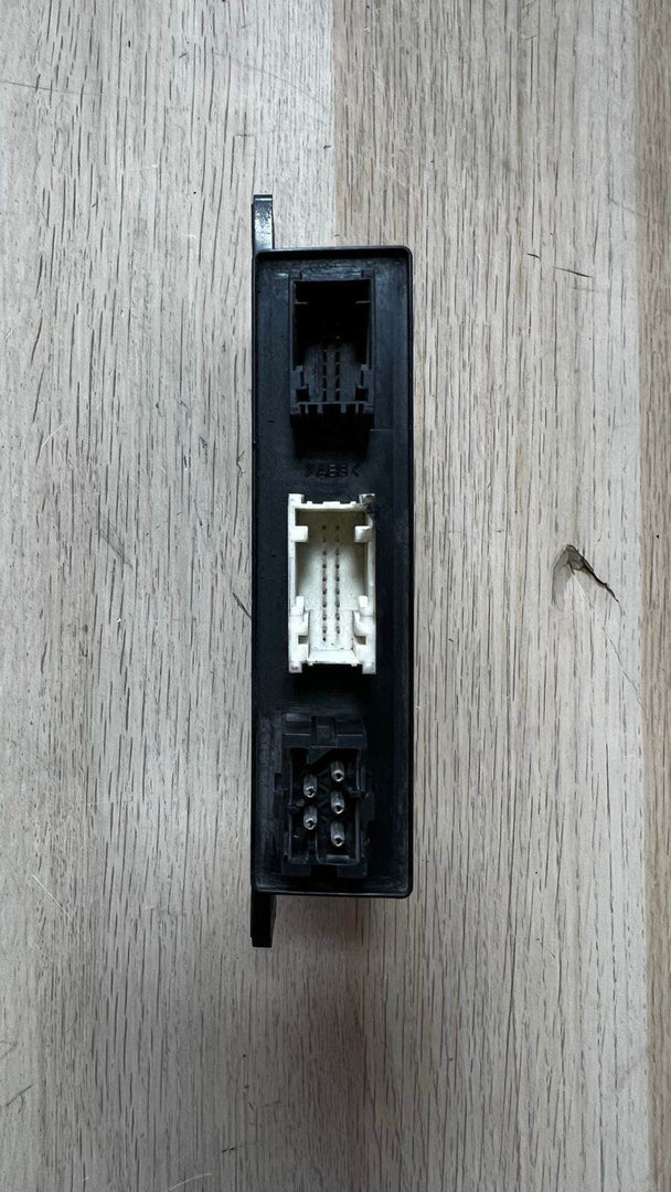 1995-1997 BMW 740i Door Control Unit Module 8352062 E38 7 Series and E39 5 Serie