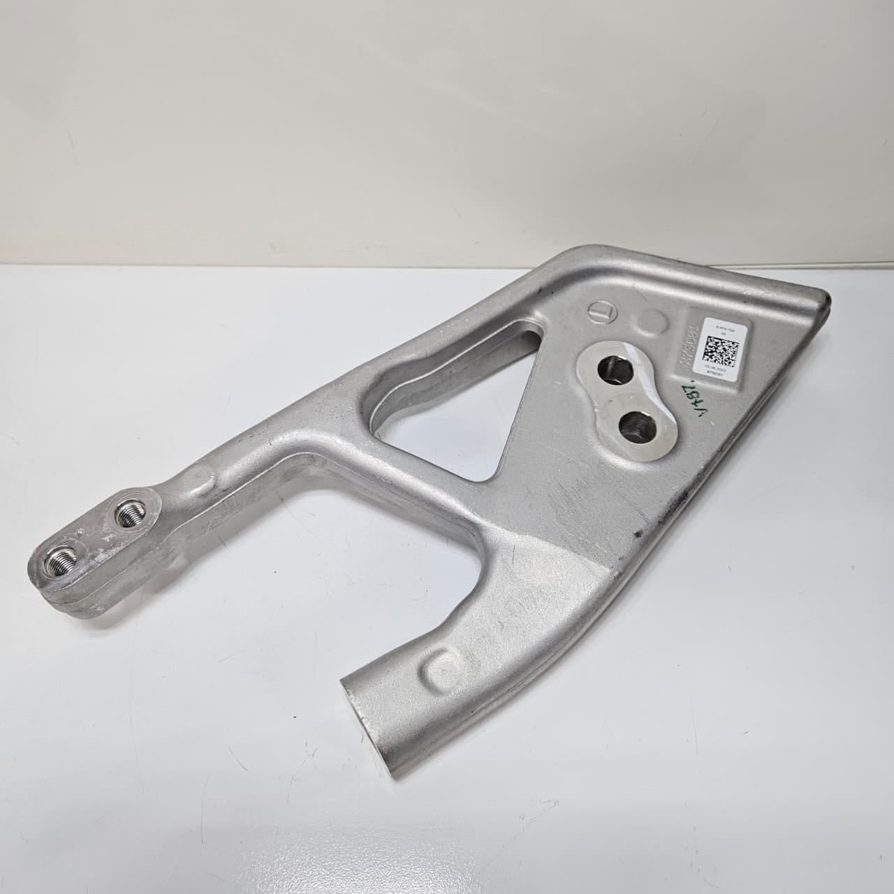 2019-2025 BMW X5 G05, X6 G06 X7 Front Axle Support Left Crash Wedge 6878753