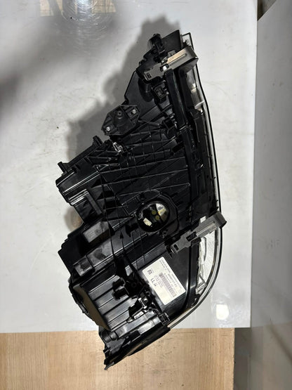 2018 BMW M5 F90 G30 Adaptive LED Headlight Left RIGHT 8499127 8499128 LHD
