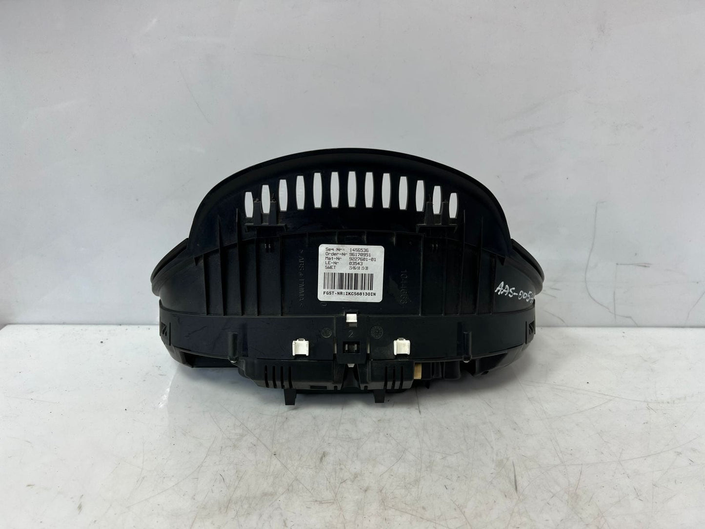 2010-11 BMW 528i F10 F11 F18 F07 535I Instrument Cluster SPEEDOMETER 9227601 OEM