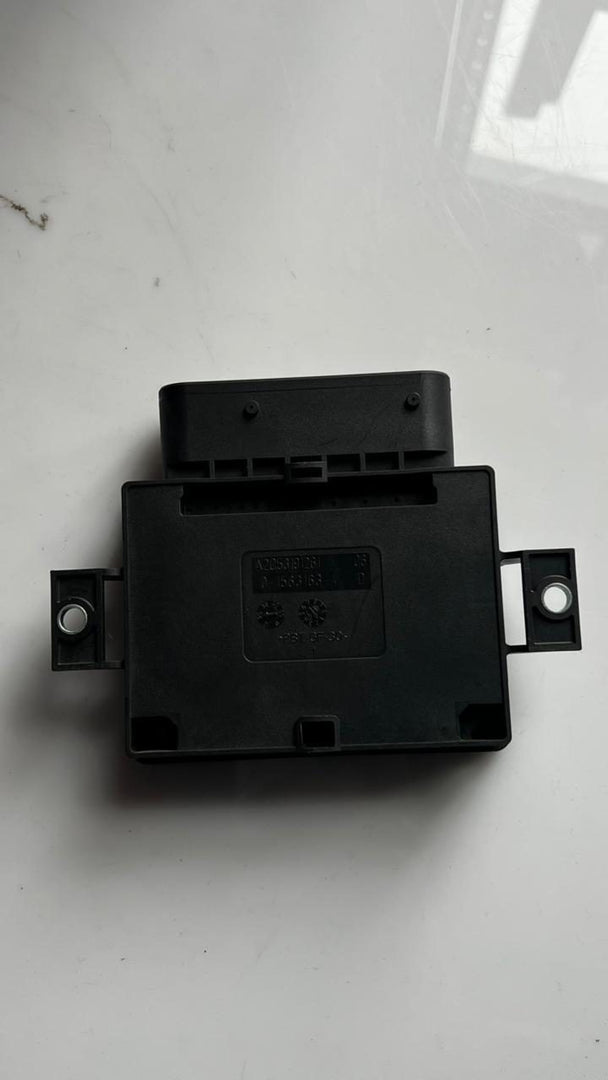 2011-2017 BMW X3 Parking Brake Control Module 32620294 528i, and 535i 