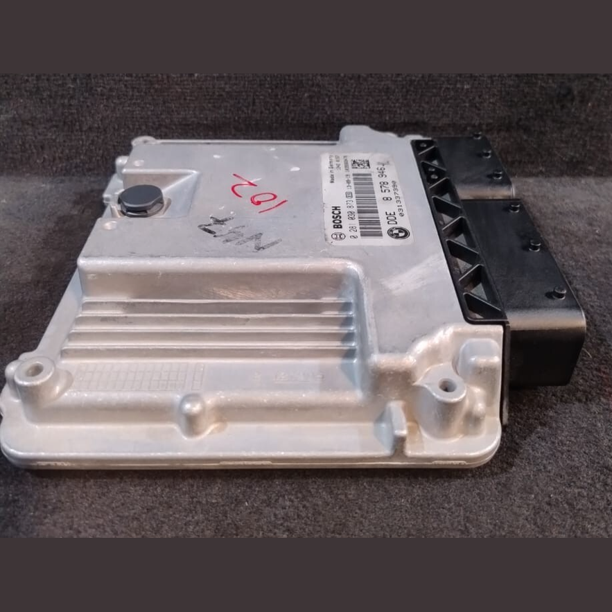 GENUINE 2013 BMW 1 2 3 4 5 SERIES F SERIES ECU ENGINE CONTROL UNIT 8578946