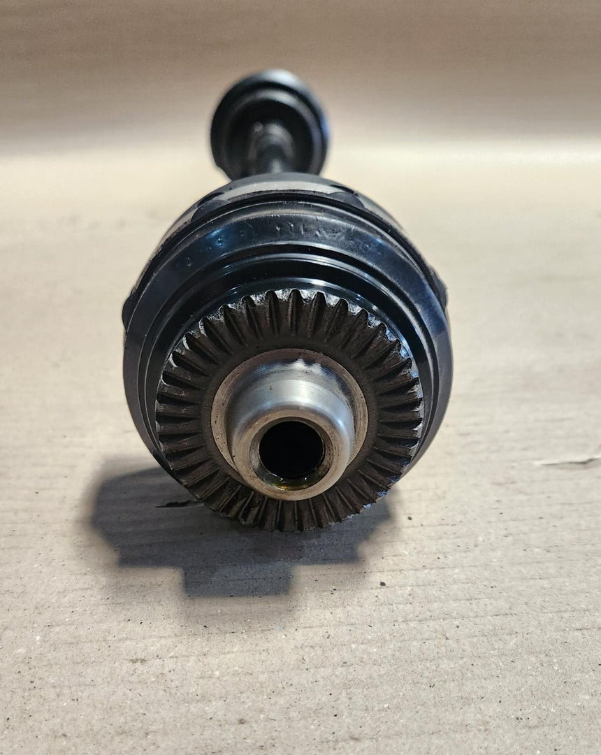 2017 BMW 740Le xDrive 7 Series G11 Drive Shaft Output Shaft Rear Right 8639468