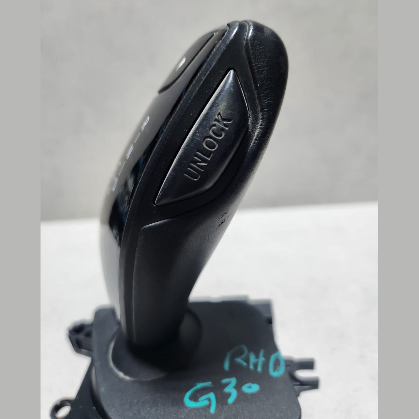 2018-2019 BMW 530e Automatic Gear Selector Shifter 7947692 5 Series G30 G31 RHD