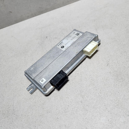 2017-2022 BMW 530i Camera Control Module 9495879 530i 540i and M5 G30