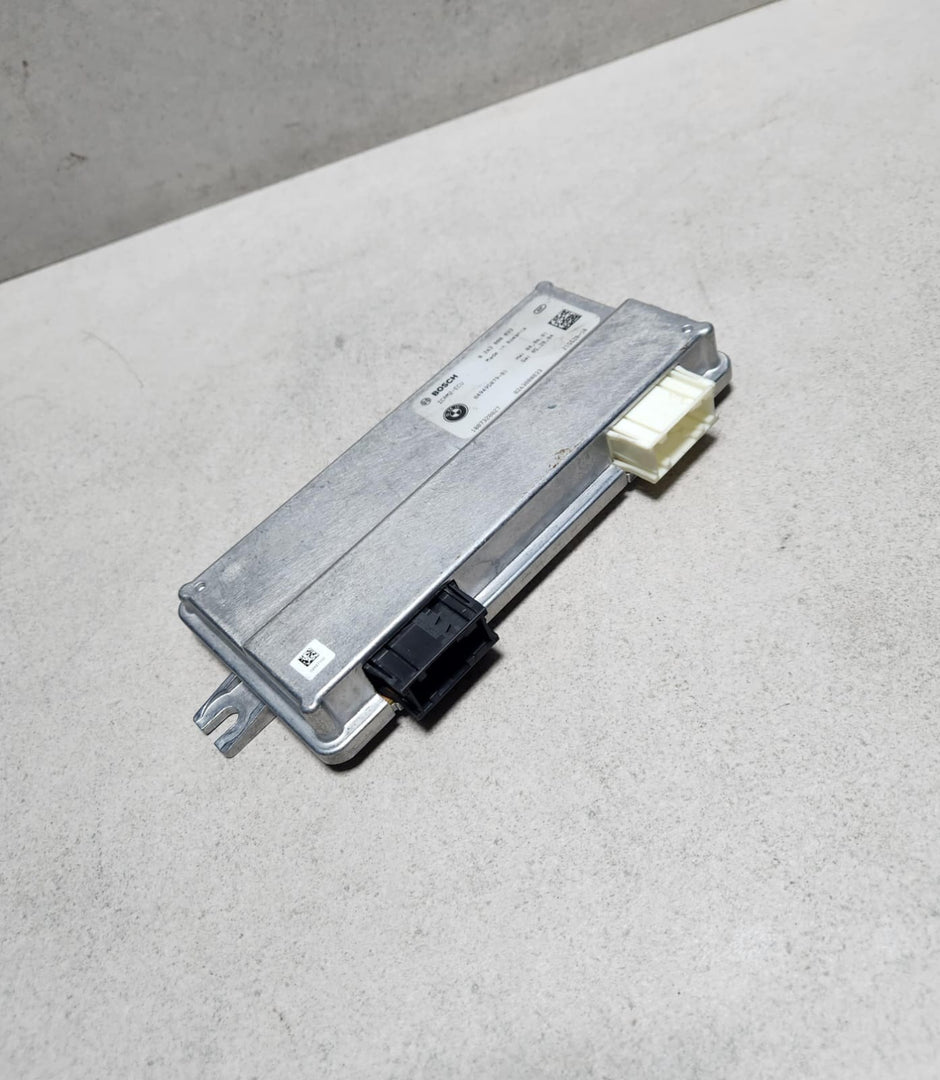 2017-2022 BMW 530i Camera Control Module 9495879 530i 540i and M5 G30