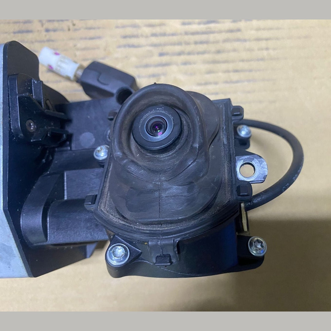 2012-2018 BMW 650i Reversing Rear View Camera 7308625 BMW F12 F13 640i 650i M6