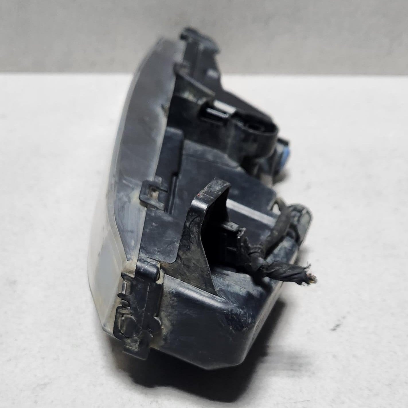 2016-2019 BMW 750i Front Right Led Fog Lamp 7342954 7 Series G11 G12
