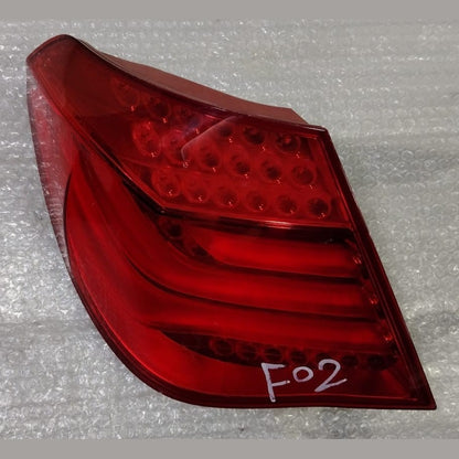 OEM BMW 7 Series F01 F02 F04 Rear Tail Light Lamp Side Panel Left 7182197