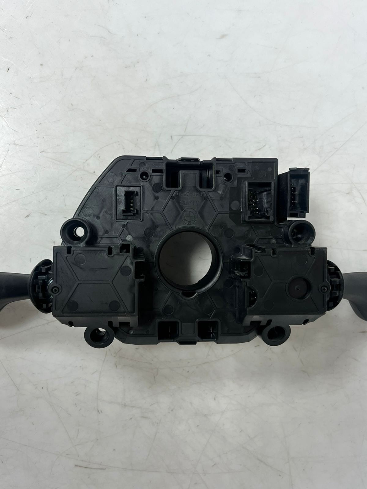 2015-2020 BMW X1 F45 F46 F48 X2 F39 X5 F15 F85M Steering Column Switch 6827372