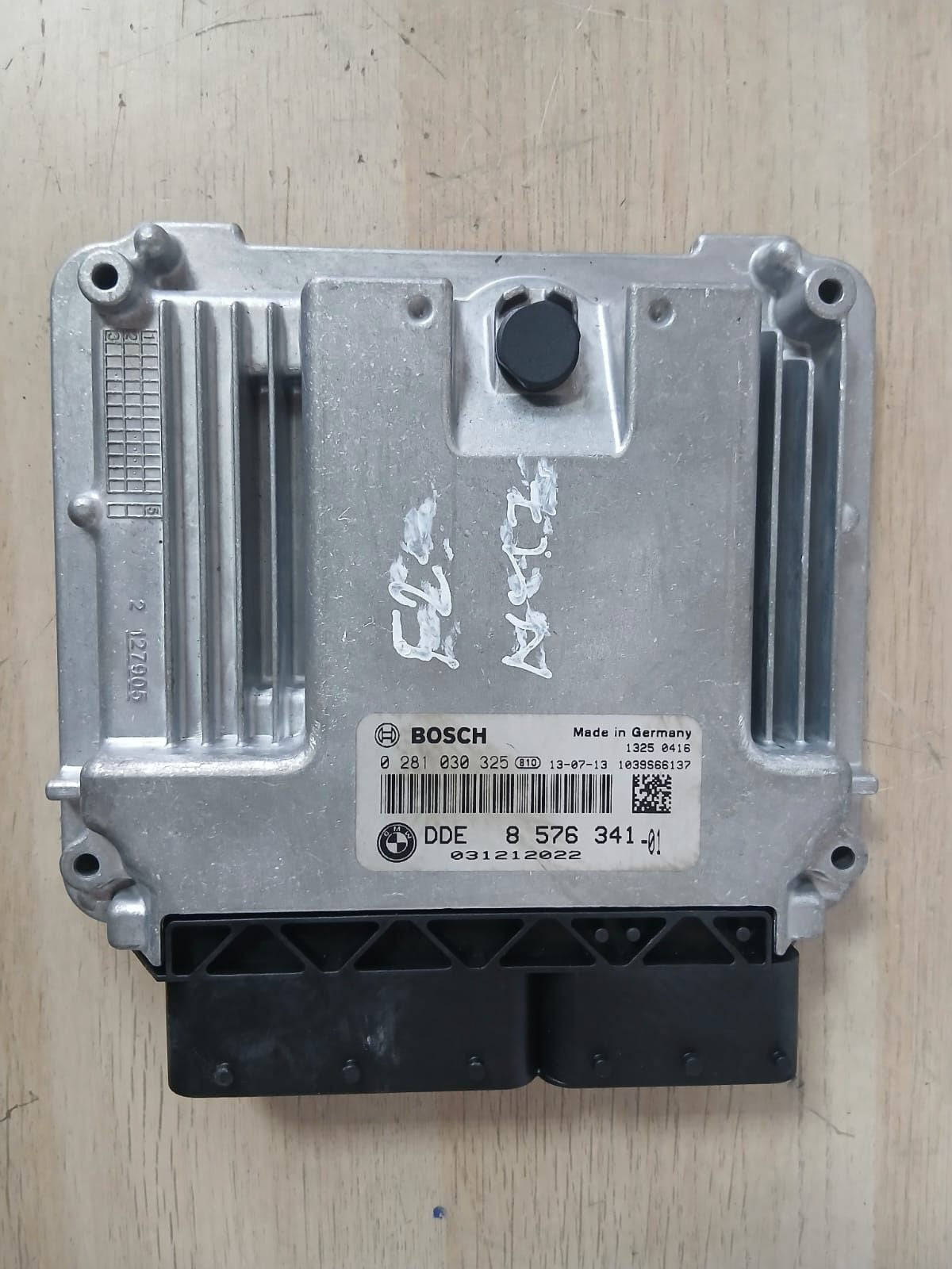 BMW F31 2.0 diesel Engine Control Unit ECU SET DDE + FEM + 2KEYS 8576341