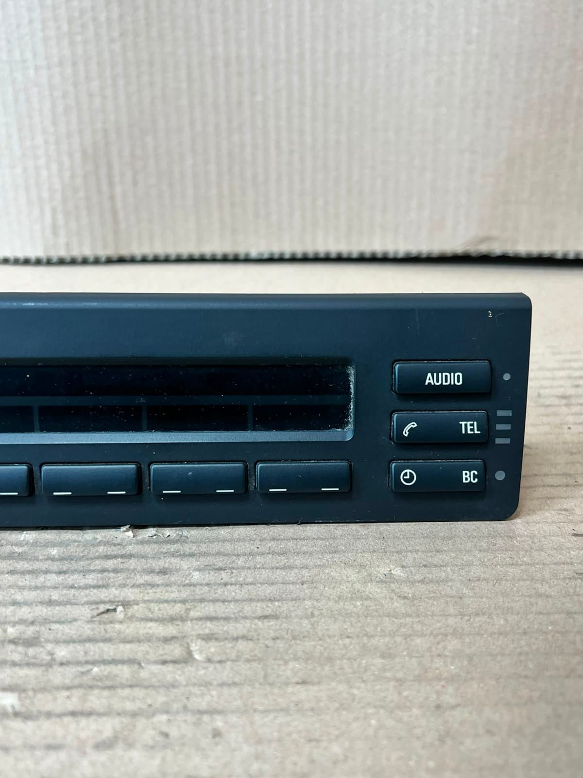 2000-2006 BMW X5 E53 Central Information Display Radio Tuner 6914606 OEM