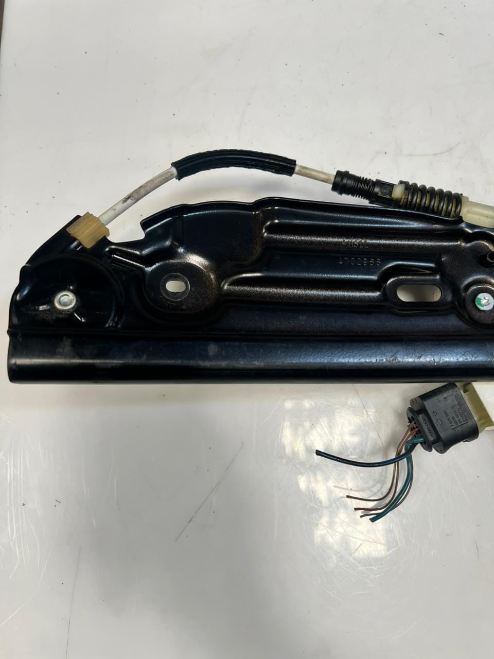 2012-2016 BMW 550i 5' F10 F11 Rear Left Window Regulator With Motor 7182121 OEM