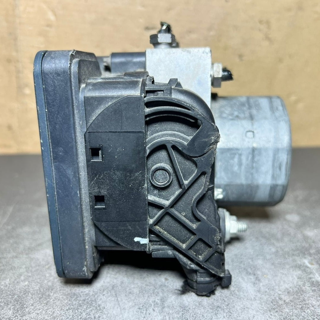 Mercedes W246 CLA B-Class ABS Anti Lock Brake Pump Module A009 4316412 OEM
