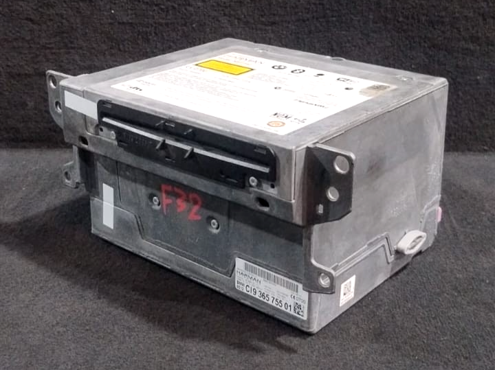 BMW F01 F02 F10  F20 F21 F30  X3  X5 F15 RADIO CD / DVD GPS HEAD UNIT 9365755