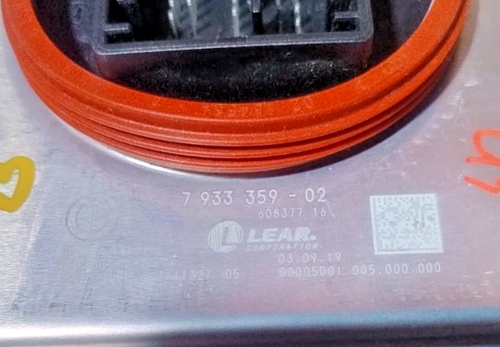 BMW G05 R LED HEADLIGHT CONTROL MODULE ADAPTIVE BALLAST US - 7933359