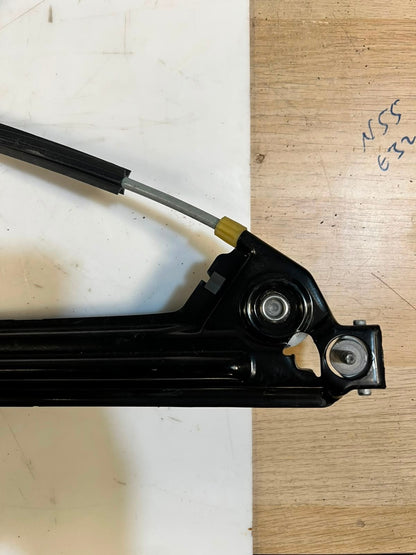 BMW 5' F07 GT Front Right Window Regulator With Motor 7197912 OEM