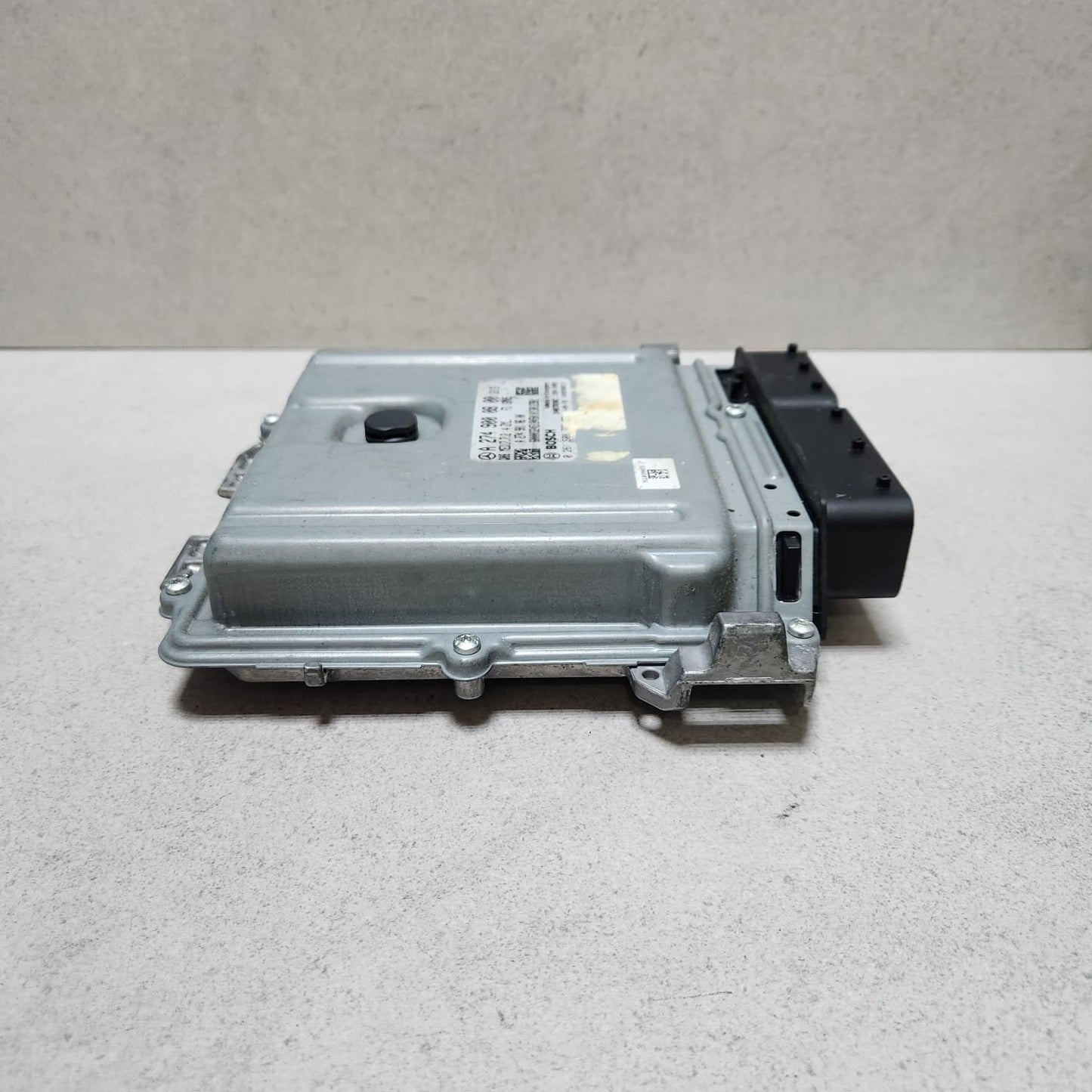 2015-2020 Mercedes-Benz C300 Engine Control Unit A2749000800 C-Class W205 GLC30 