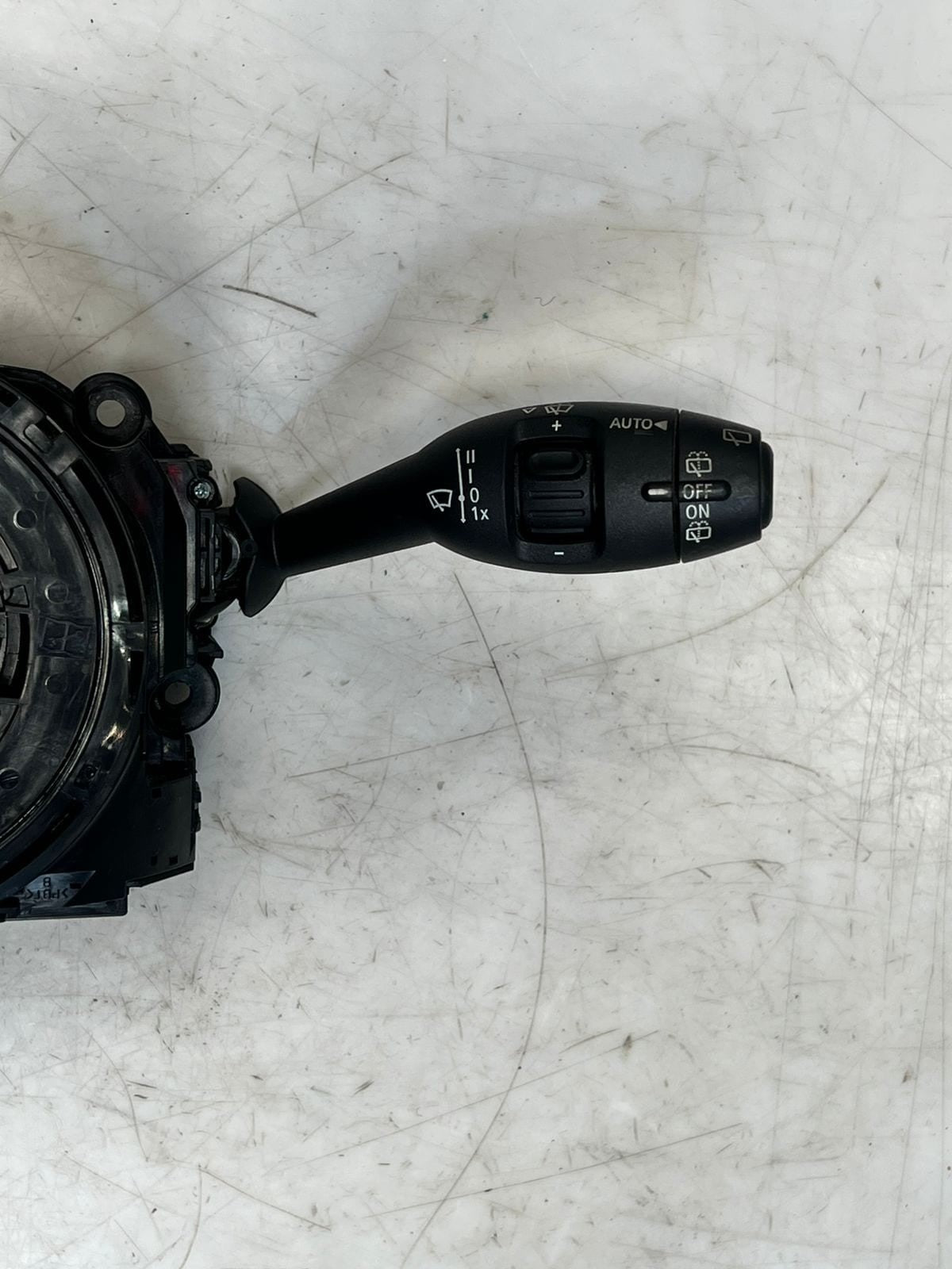 2015-2016 Mini Cooper F54 F55 F56 Steering Column Stalk Assembly 9374321