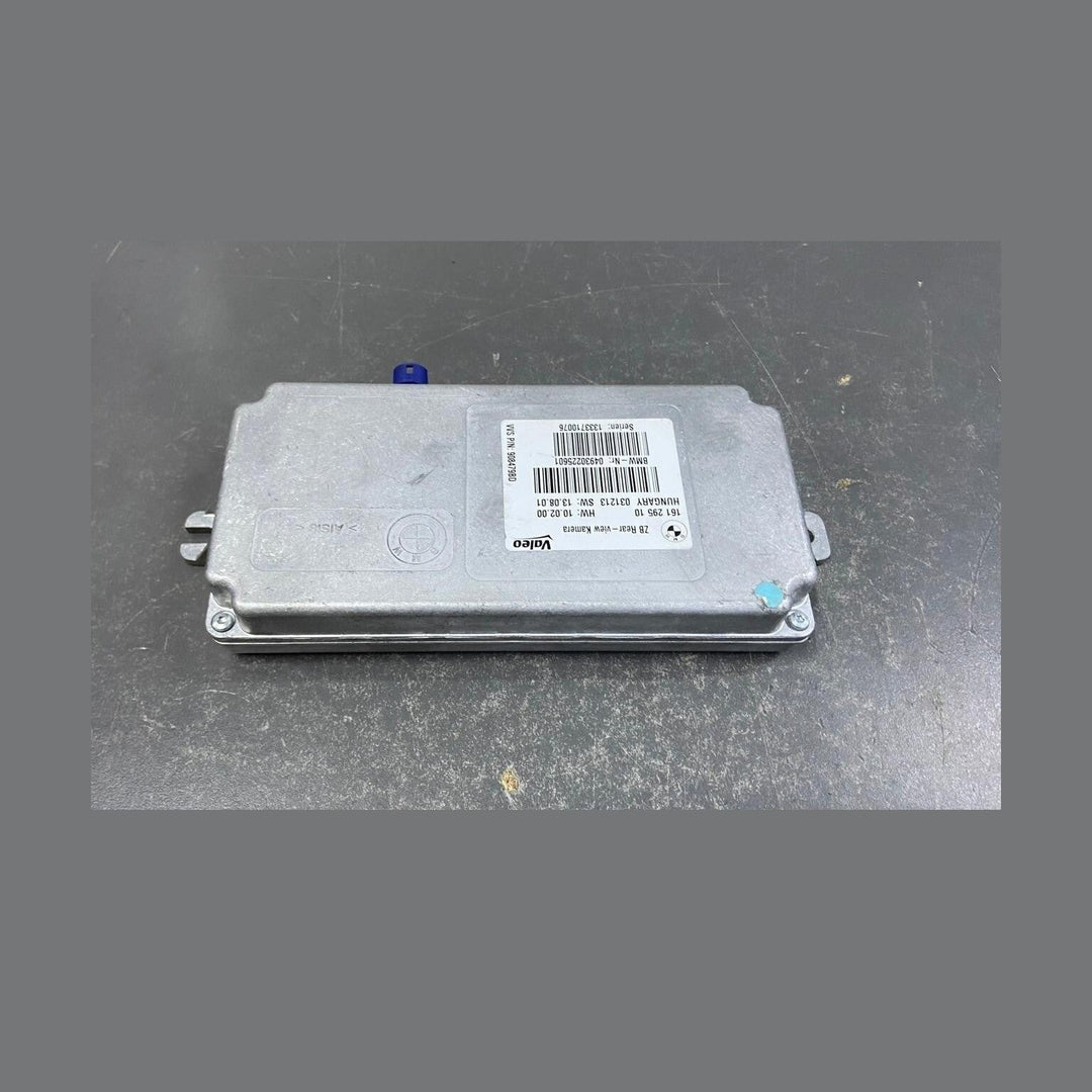 OEM 2013-2015 BMW 740LI F01 F02 X3 REAR VIEW CONTROL MODULE UNIT 908479B