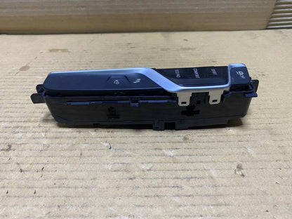 BMW Center Console Switch Operating Unit 6843922 RHD 5 Series G30 G31 and X3 G01