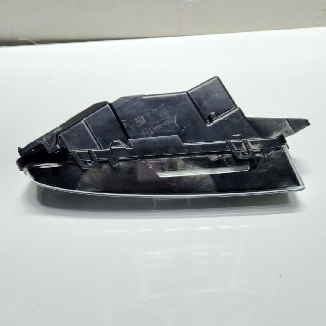 2017-2020 BMW 530i Fog Light Right 9477172 5 Series G30 G31 G38 6 Series OEM  