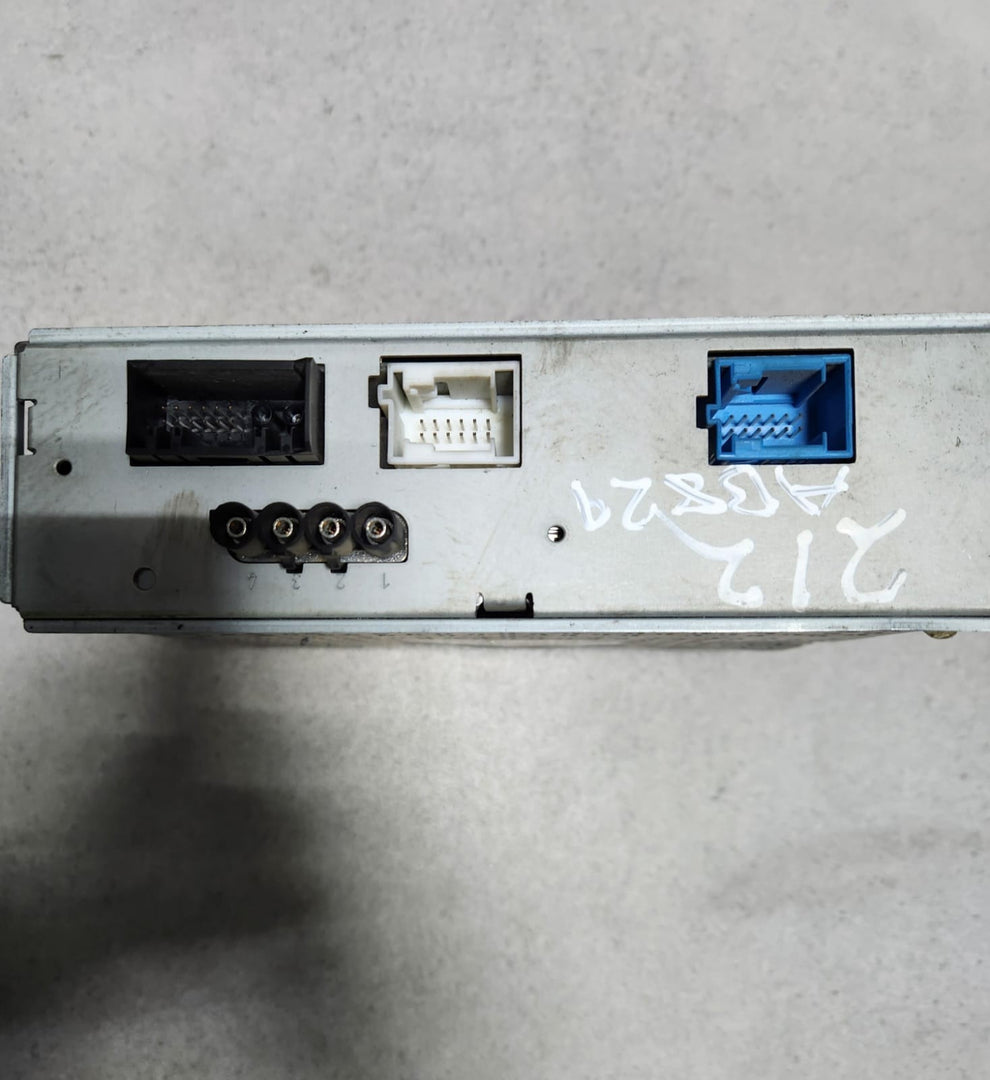 Benz Tv Tuner A2128704389 W212 E-Class and W204 C-Class