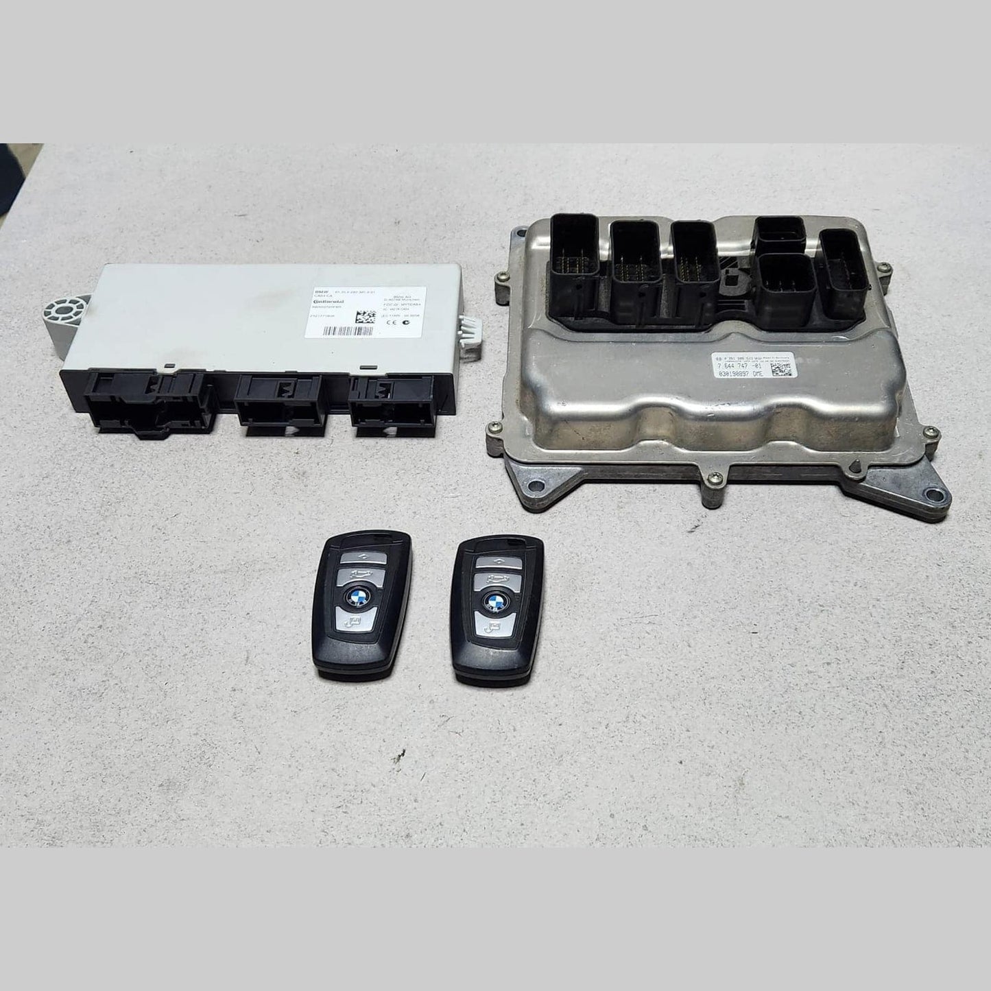 2012-2013 BMW 320i Engine Control Unit 7644747 BMW 520i F10 2010-2013 with N20 