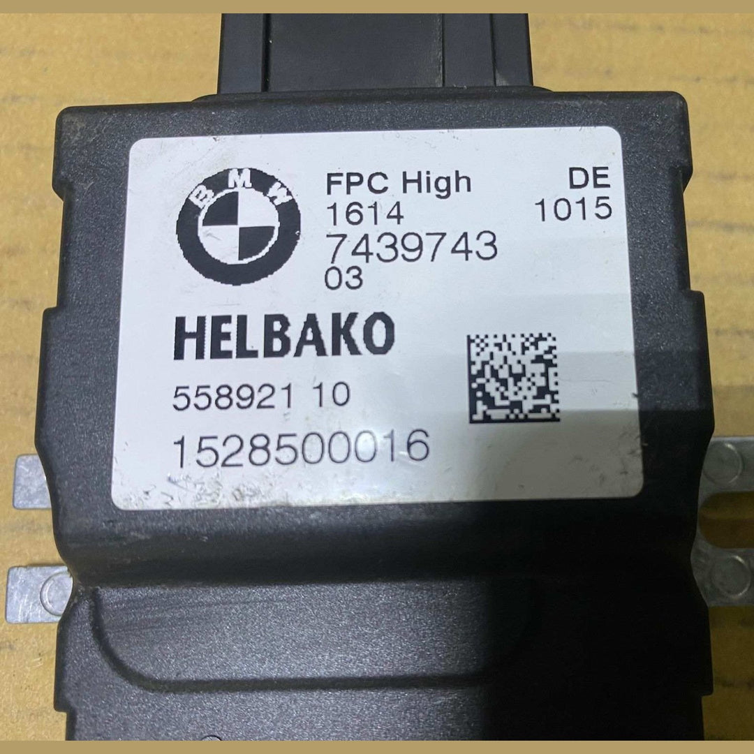 2018 BMW 540i xDrive Fuel Pump Control Unit 7439743 7 Series G11 G12 and 3 Serie