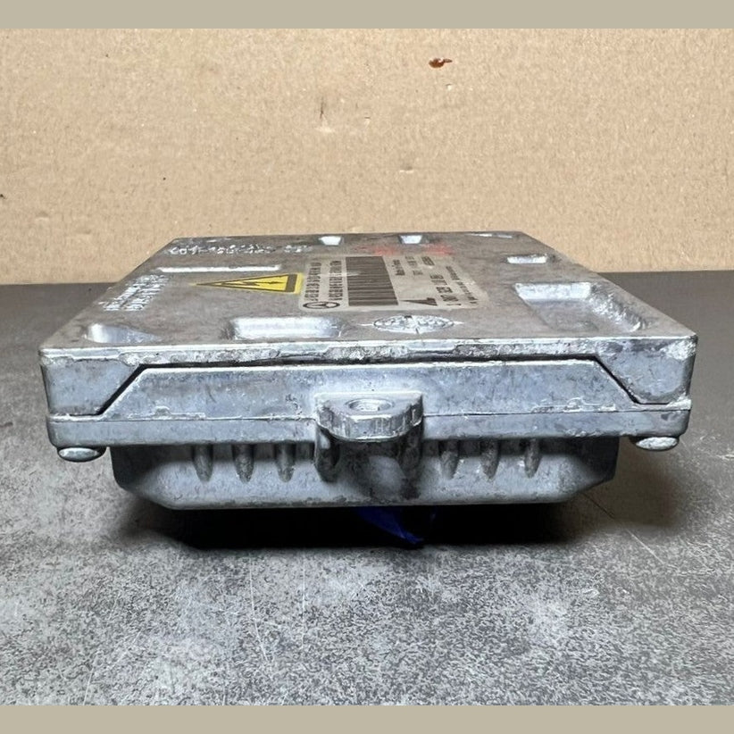 Mercedes Benz W221 Xenon Light Headlight Control Module Unit A216 8203126 OEM