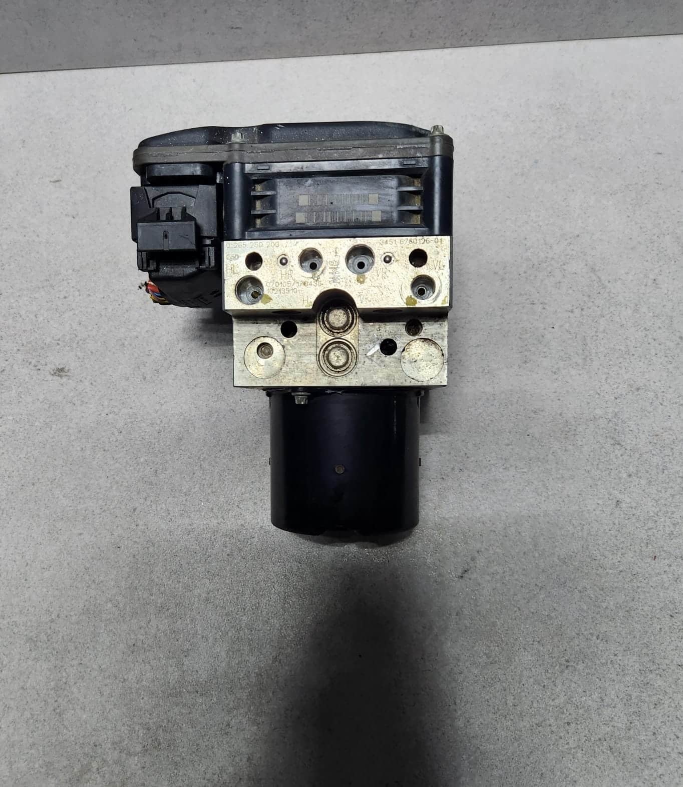 2007-2013 BMW X5 Abs Control Module 6781594 X5 E70 and X6 E71