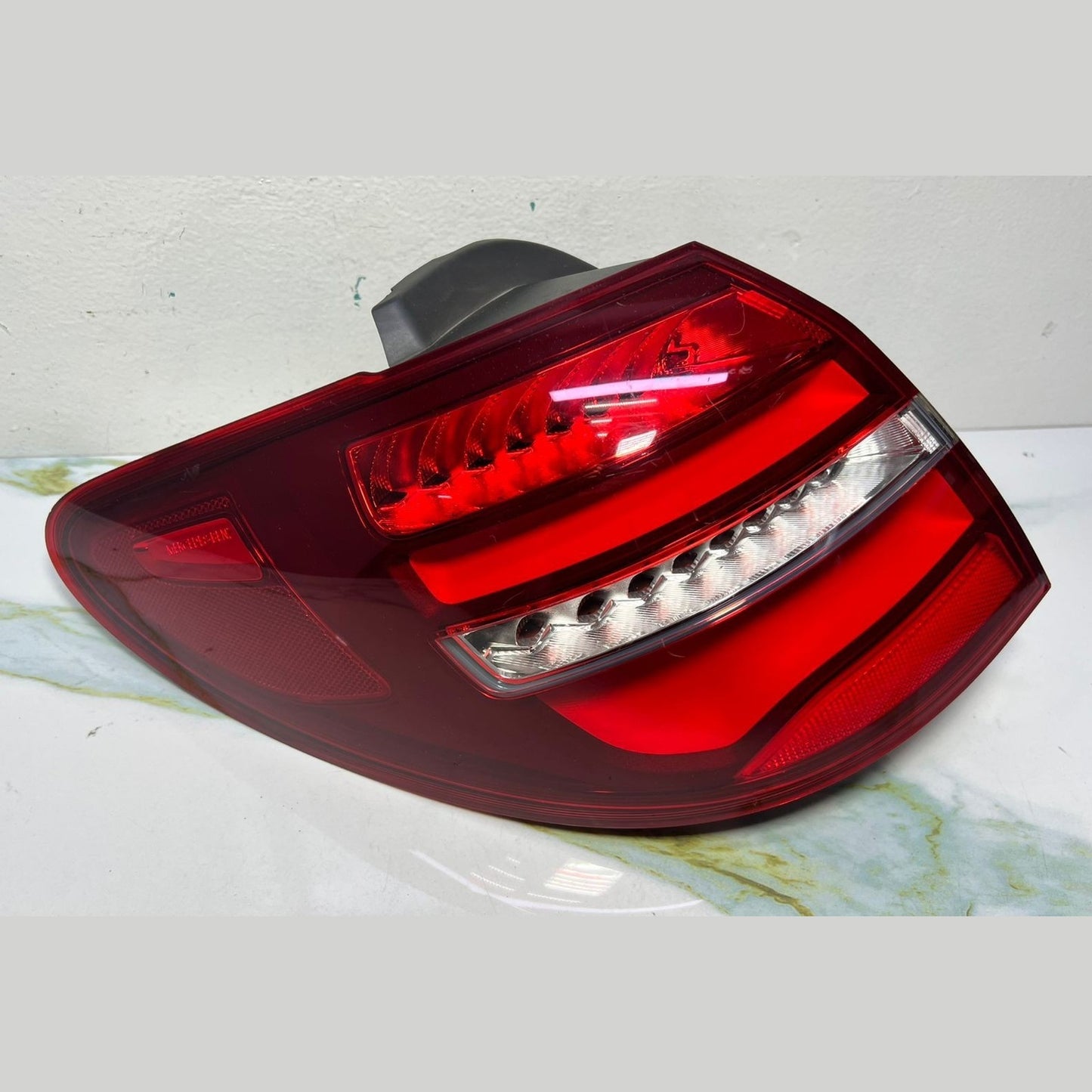 Mercedes W246 B-Class B200 Rear Left Side LED Tail Light Brake Stop Lamp OEM