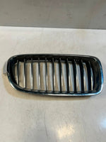 Load image into Gallery viewer, 2012-2016 BMW 328i and F30/F31/F35 3 Series Front Grille 7295436 OEM