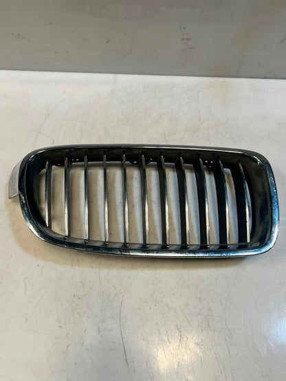 2012-2016 BMW 328i and F30/F31/F35 3 Series Front Grille 7295436 OEM