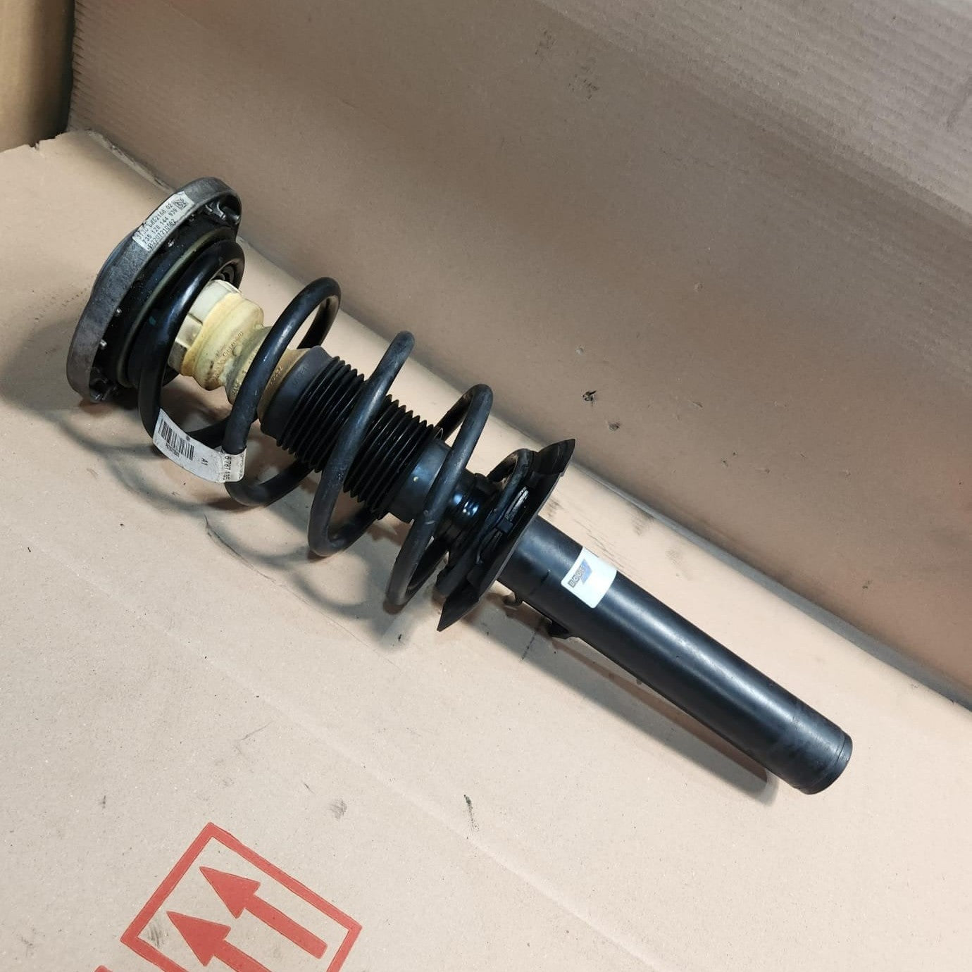 2011-2014 BMW X3 Strut Assembly 314879  front right strut assembly f25