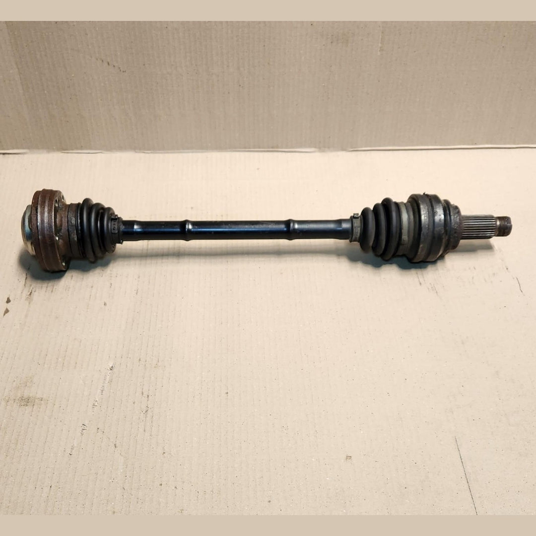 2010-2013 BMW X1 Rear Drive Shaft 7591595 X1 Series E84