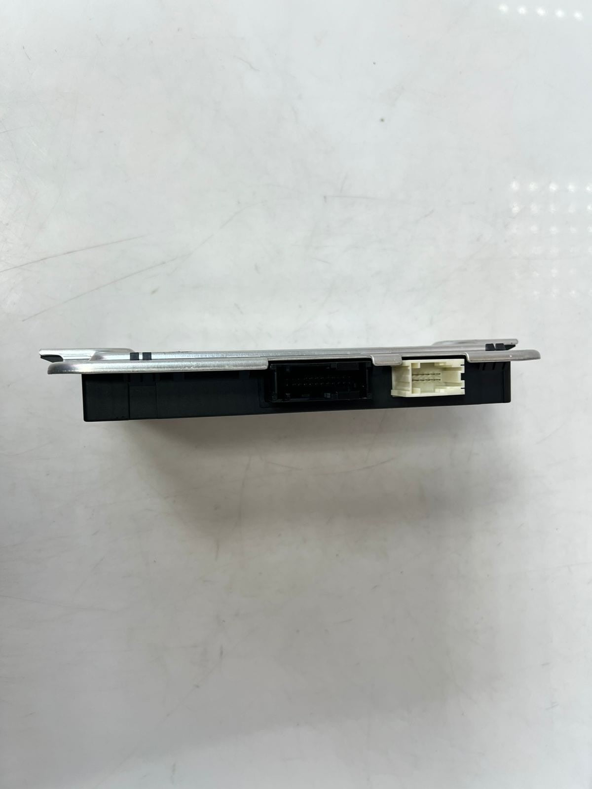BMW FRM III F01 F02 F04 F07 5 7 XENON Footwell Light Control Module 9225712 OEM
