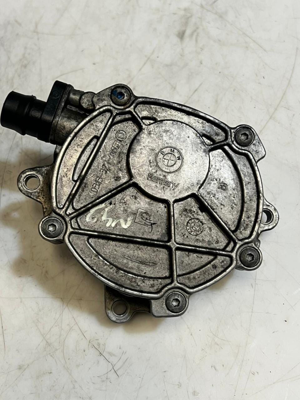 BMW E60 E81 E82 E87 E90 E91 E92 N43 and N46 B20 B Vacuum Pump 7547024 OEM