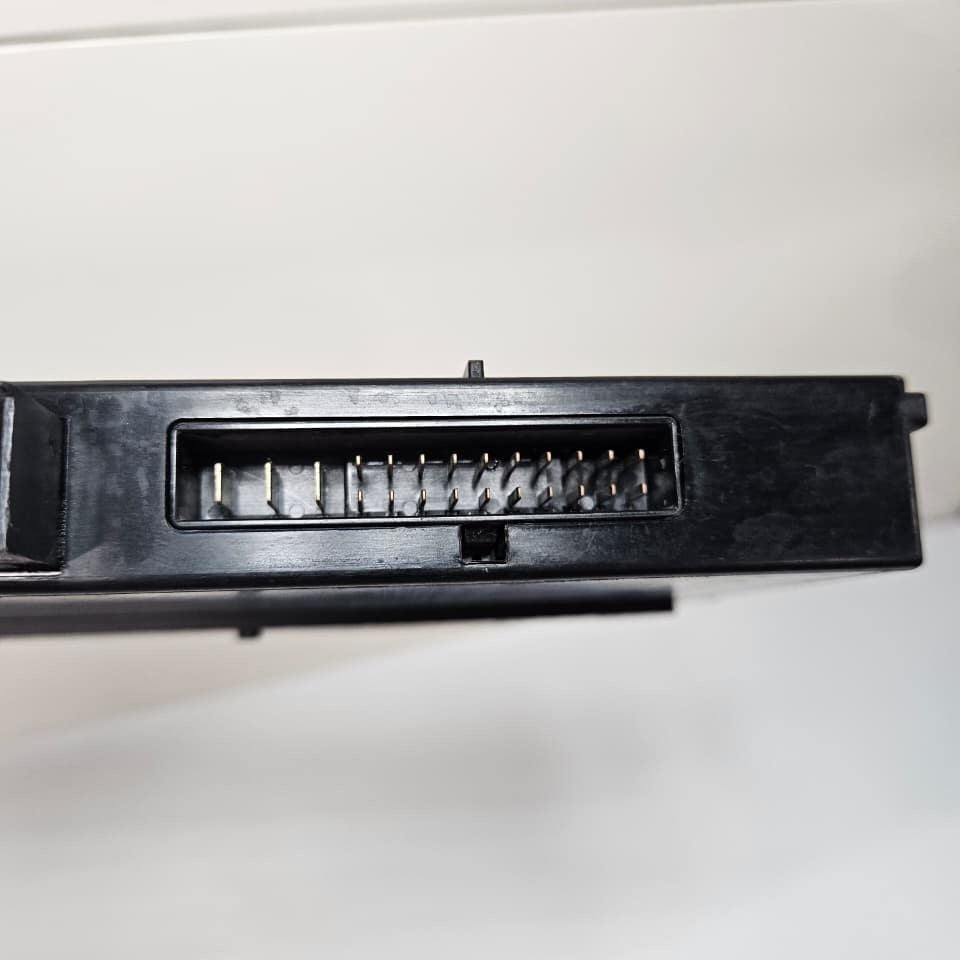 BMW E87 1-Series Body Control Module 9119493 OEM