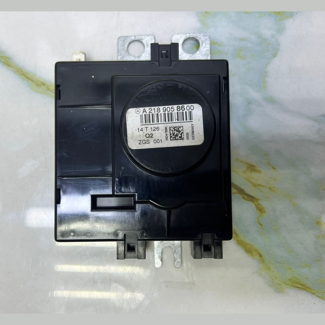 Mercedes Antenna Amplifier A2189058600 CLS-Class W218