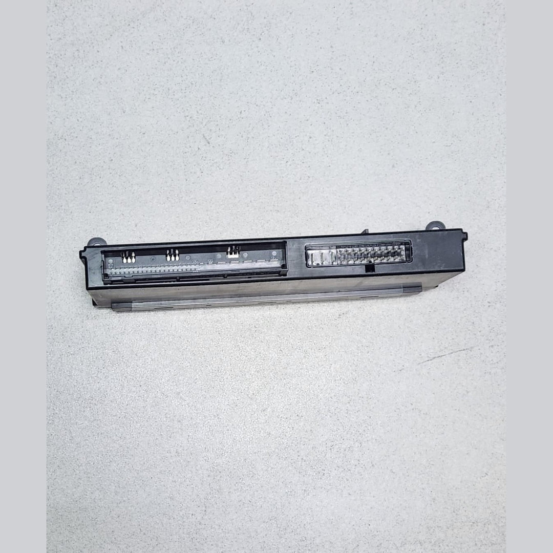 2011 BMW  7 Series F01 F02 F03 F04 740i and 750i Body Control Module 9228490 OEM