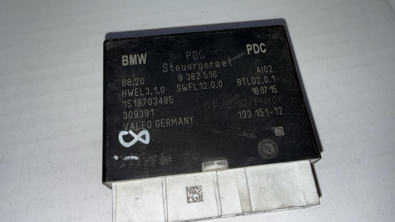BMW PDC MODULE I8 9382516 2015 2016 BMW I3 - PDC / PARK Distance Control
