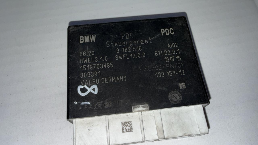 BMW PDC MODULE I8 9382516 2015 2016 BMW I3 - PDC / PARK Distance Control