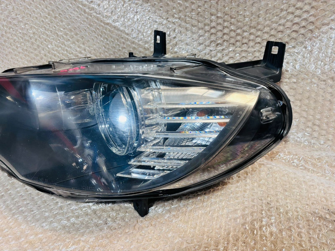Bmw X6 E71 LHS Headlight Xenon 2010 to 2012 7271359 assymble used
