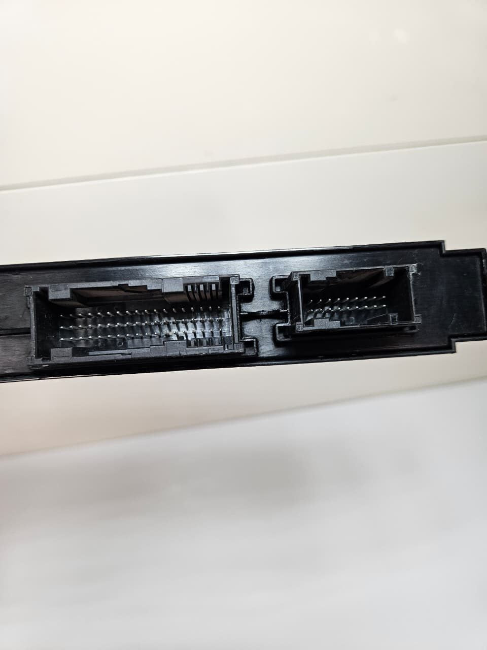 2010-2015 BMW F10 F06 F12 UNCTION BOX ELECTRONICS 3 BODY CONTROL 9244391 OEM