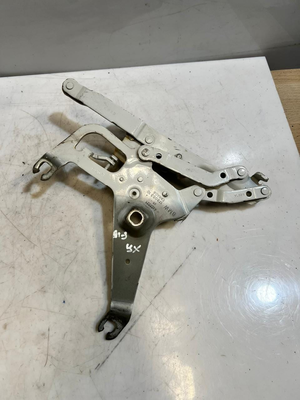 2014-2019 BMW X5 F15 Bonnet Hinge FRONT RIGHT LEFT 4822222 4822221 OEM