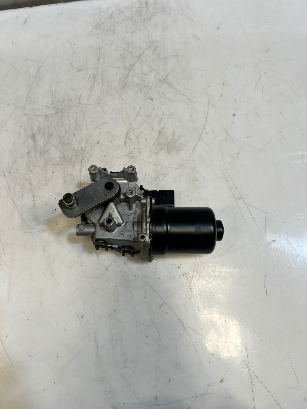 OEM BMW 3 SERIES G20 G26 RHD FRONT WIPER MOTOR & LINKAGE 7427910 OEM