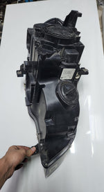 Bild in die Galerieansicht laden, 2009-2012 BMW X5 Headlight 4290333 X5 E70 OEM LEFT SIDE ECE
